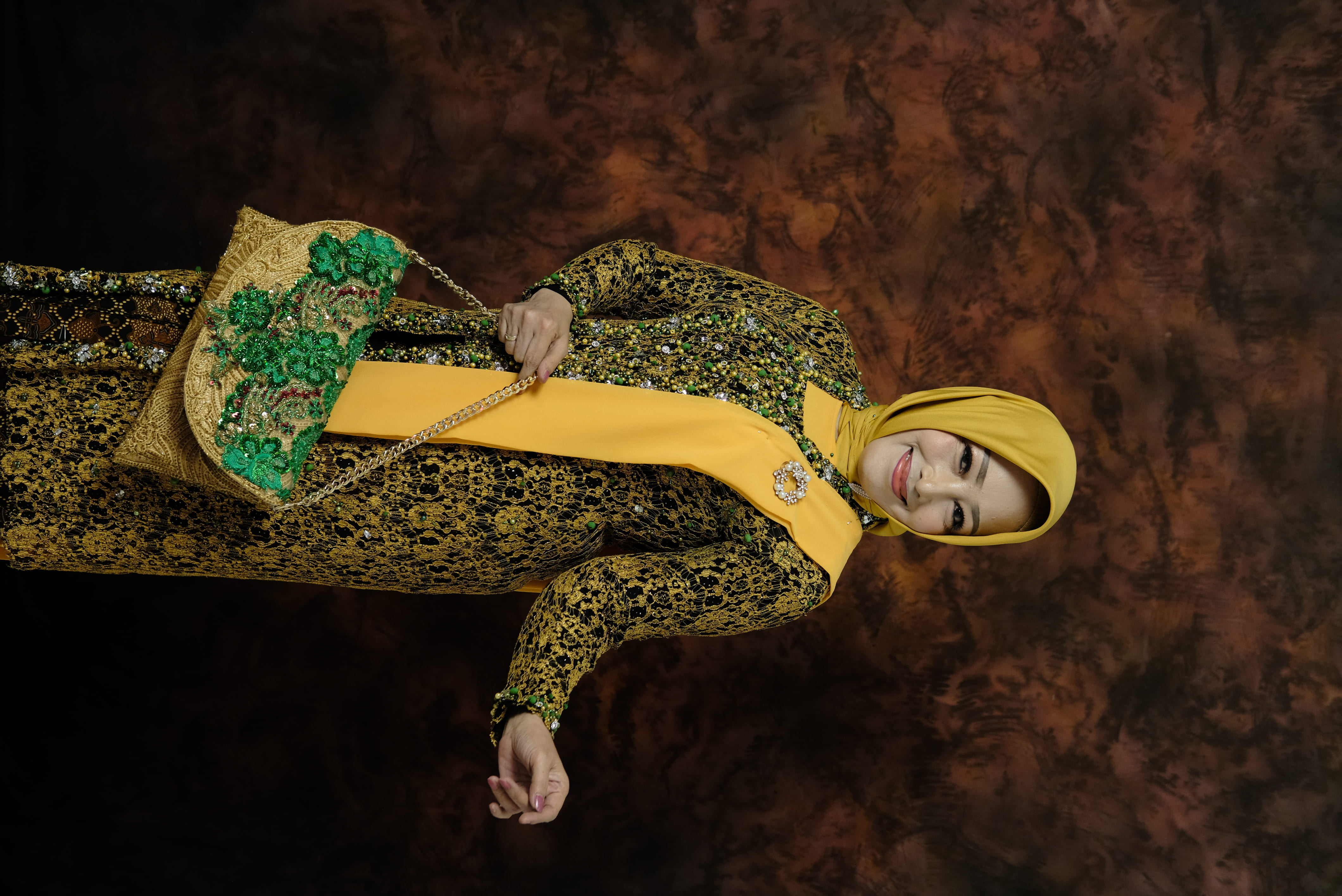 Dr. Hj. ANIK WAHJUNINGSIH, S.T., M.Si.